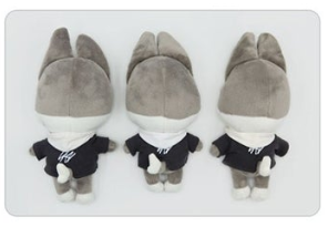 Stray Kids - SKZOO PLUSH HUG ME Ver. [SKZOO EVERYWHERE ALL AROUND THE WORLD IN SEOUL MD]