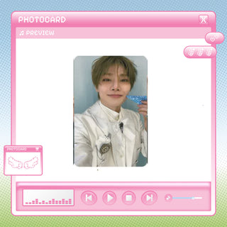 Stray Kids [SKZOO EVERYWHERE ALL AROUND THE WORLD in SEOUL]  OFFICIAL MERCH PHOTOCARD