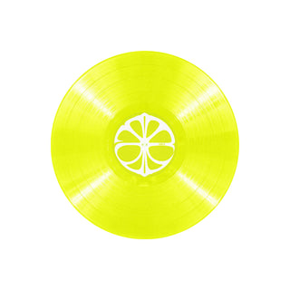 Yellow disc with a white center design on a white background aespa LEMONADE LP Version package contents